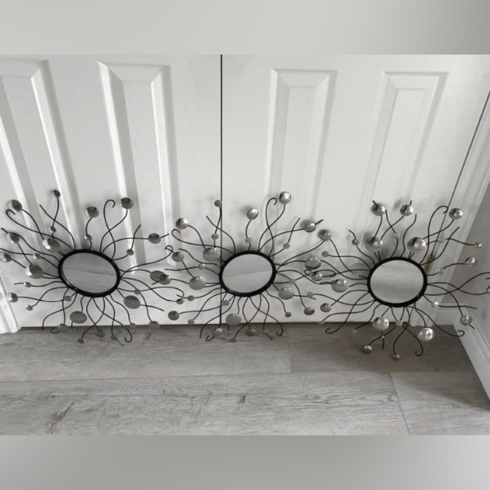 Mirror wall decor